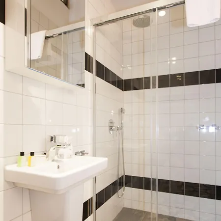 Gran H La Marina Szálloda